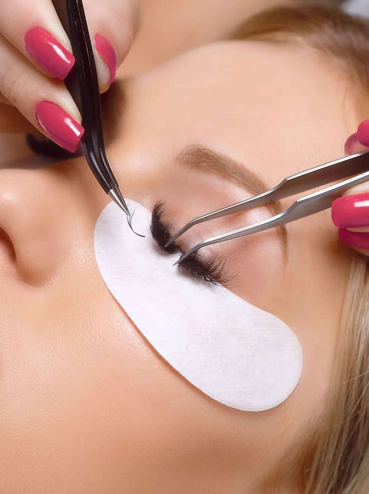 5 Mistakes to Avoid When Maintaining Your Lash Extensions